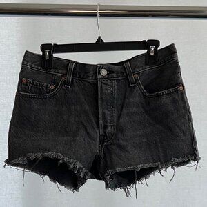 LEVI'S 501 CUT OFF SHORTS